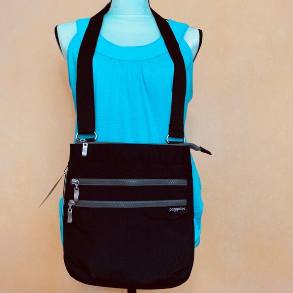 Baggallini Bags Bagallini Comrade 3 Zip Crossbody Bag Poshmark
